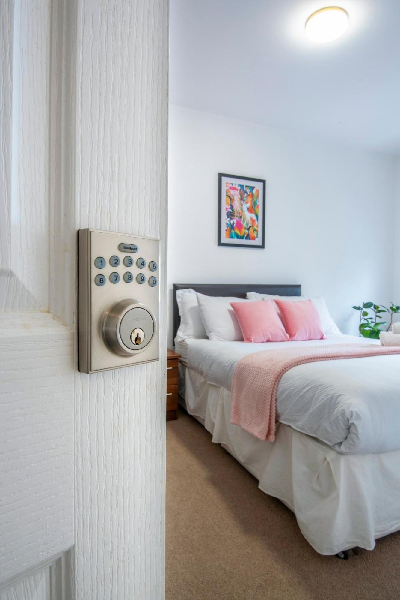 Dazzling Room Near Paddington/Elizabeth Stn Лондон Екстер'єр фото